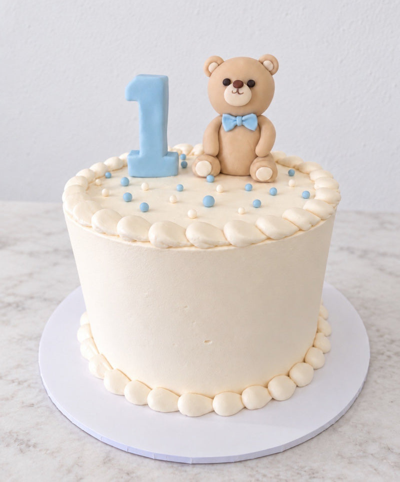 First birthday teddy bear cake
