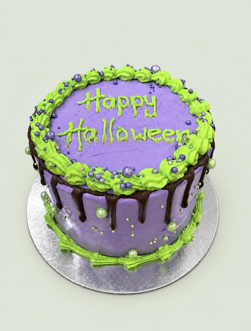 Halloween drip cake